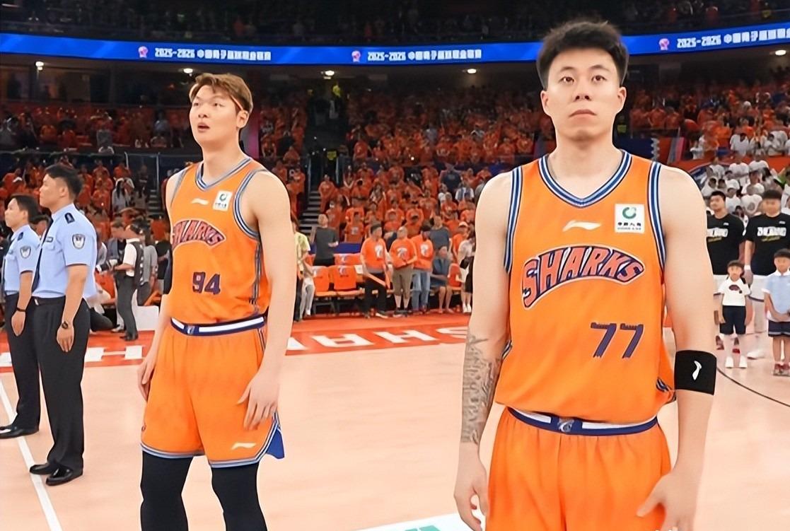 队报：斯特拉斯堡将免签20岁的波兰门将皮耶库托夫斯