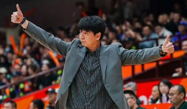 马刺1比4不敌尼克斯获得总亚军，输掉的四场比赛三要素完全相同