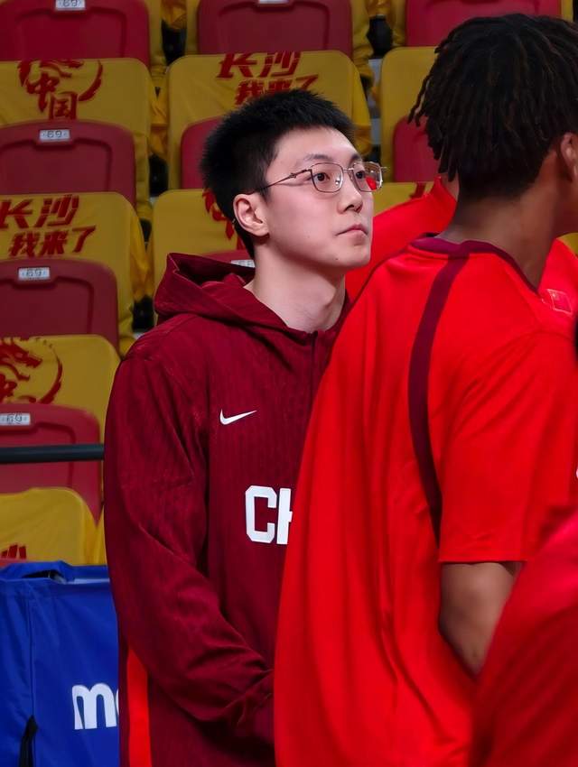 pg电子-尼克斯27年史（一）：99年打总决赛的尼克斯为何三年就沦为鱼腩