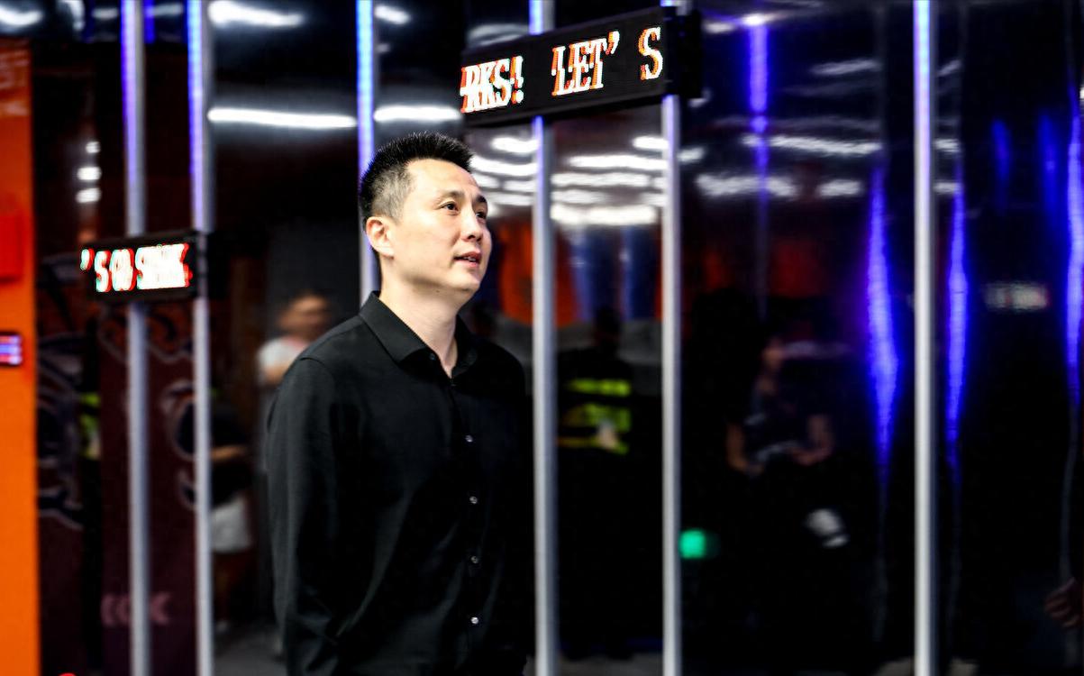 CBA 两届 MVP丁彦雨航蹭热度？FMVP创4大纪录！尴尬的是湖人超巨