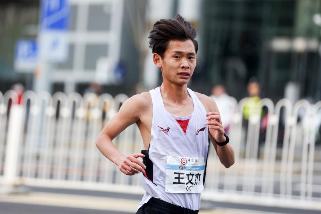 美媒列字母哥交易布朗五大下家