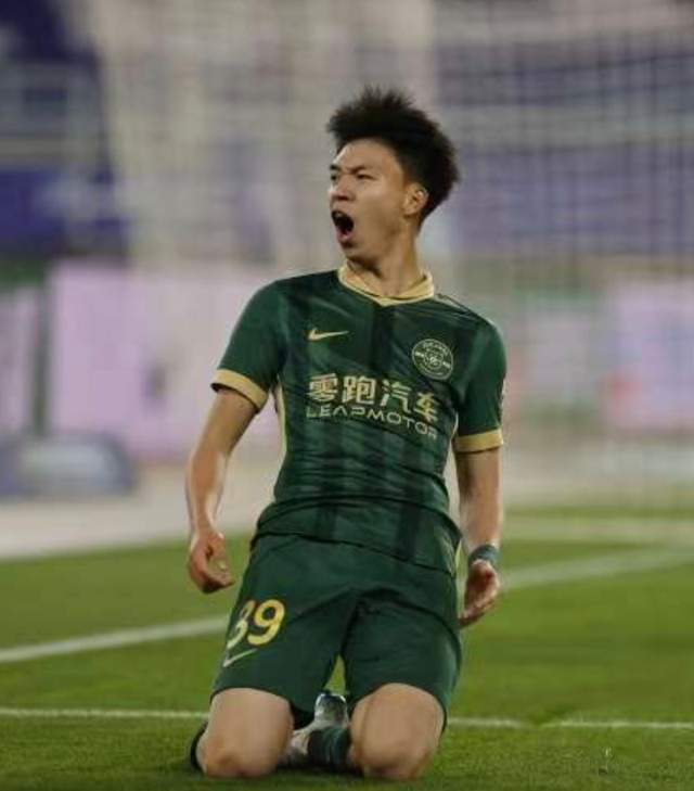 帕金斯曝爵士或降顺位选阿库夫