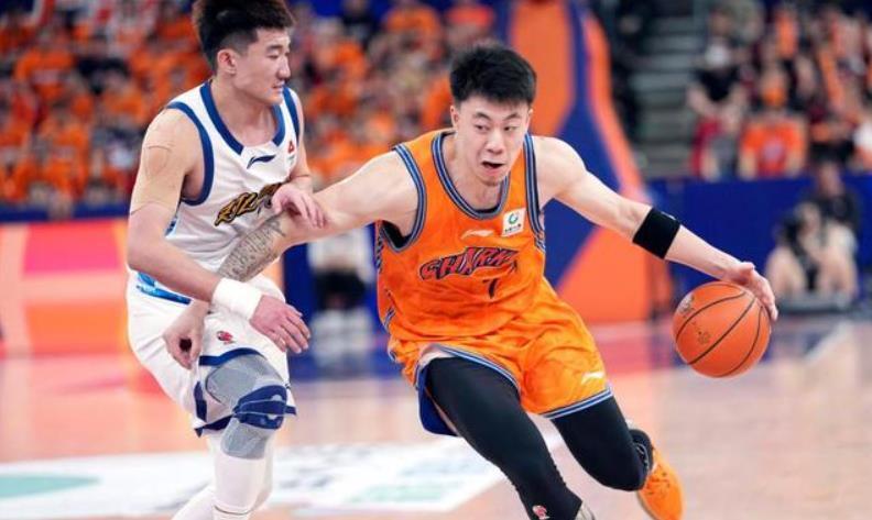 詹姆斯下家是哪？预测网站晒概率：骑士最有可能 勇热也有机会