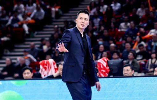 不输弗拉格、克尼普尔，20岁已成总决赛核心，他才是25届最强新秀