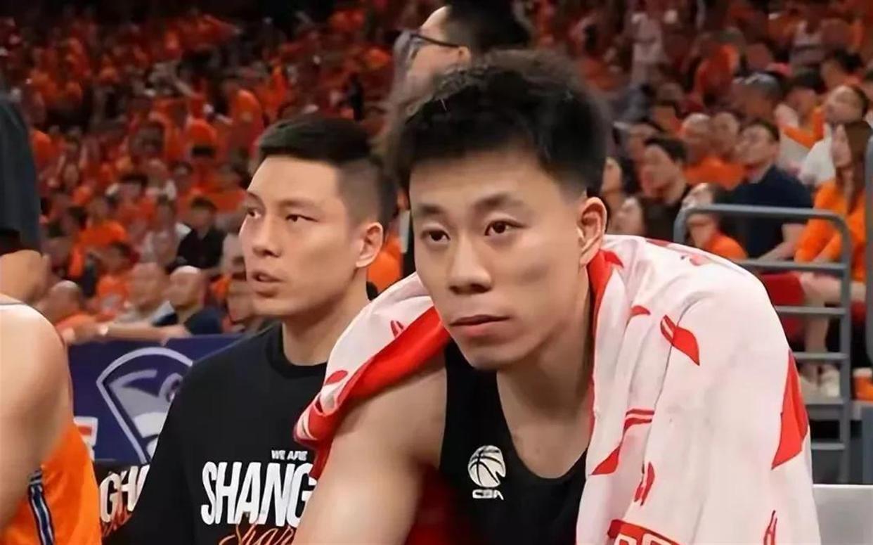 为什么说尼克斯53年首冠>马刺5次捧杯？