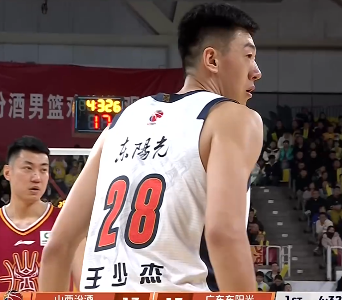 布伦森当选FMVP 尼克斯53年首冠