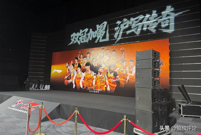 哈珀25+5+4无缘今日最佳！对不起，你碰到暴走的布伦森了
