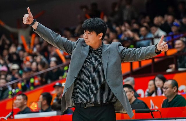 尼克斯总决G5多名名人随队出征