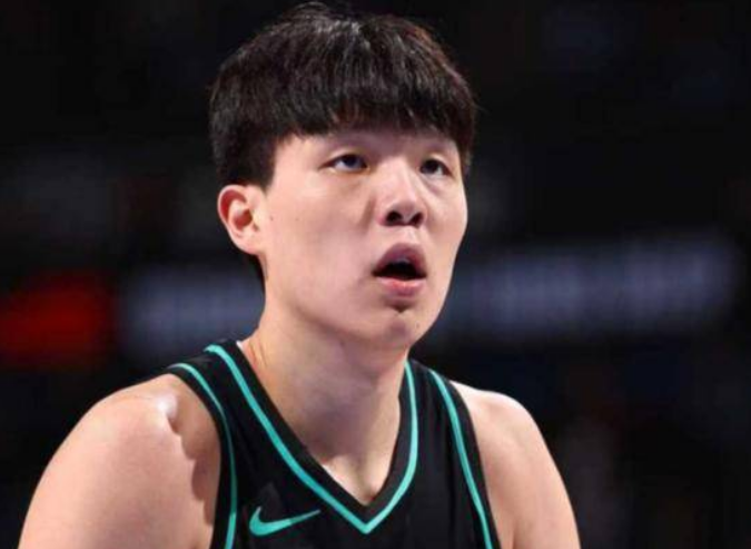 除了先发锋线大将，还有4名球员会是黄蜂今夏可能被送走的对象？