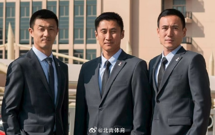pg电子马刺仍将围绕福克斯建队