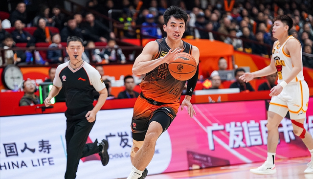 3年4740万！米切尔罗宾逊的加盟，能给凯尔特人带来什么？